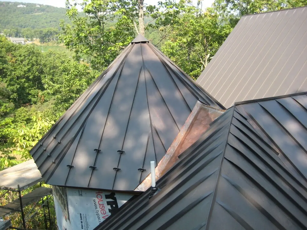 Professional Roof Tarp Installation by Craftsman Roofing in College